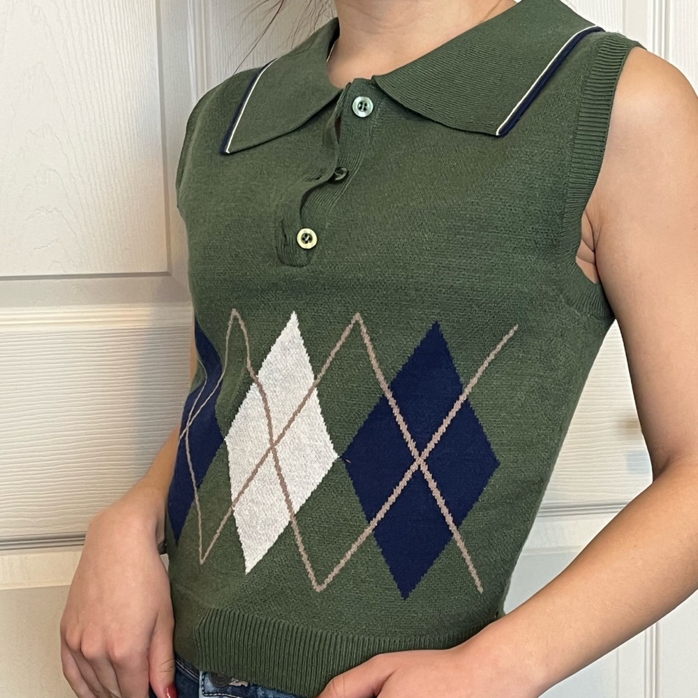 Sweater Vest